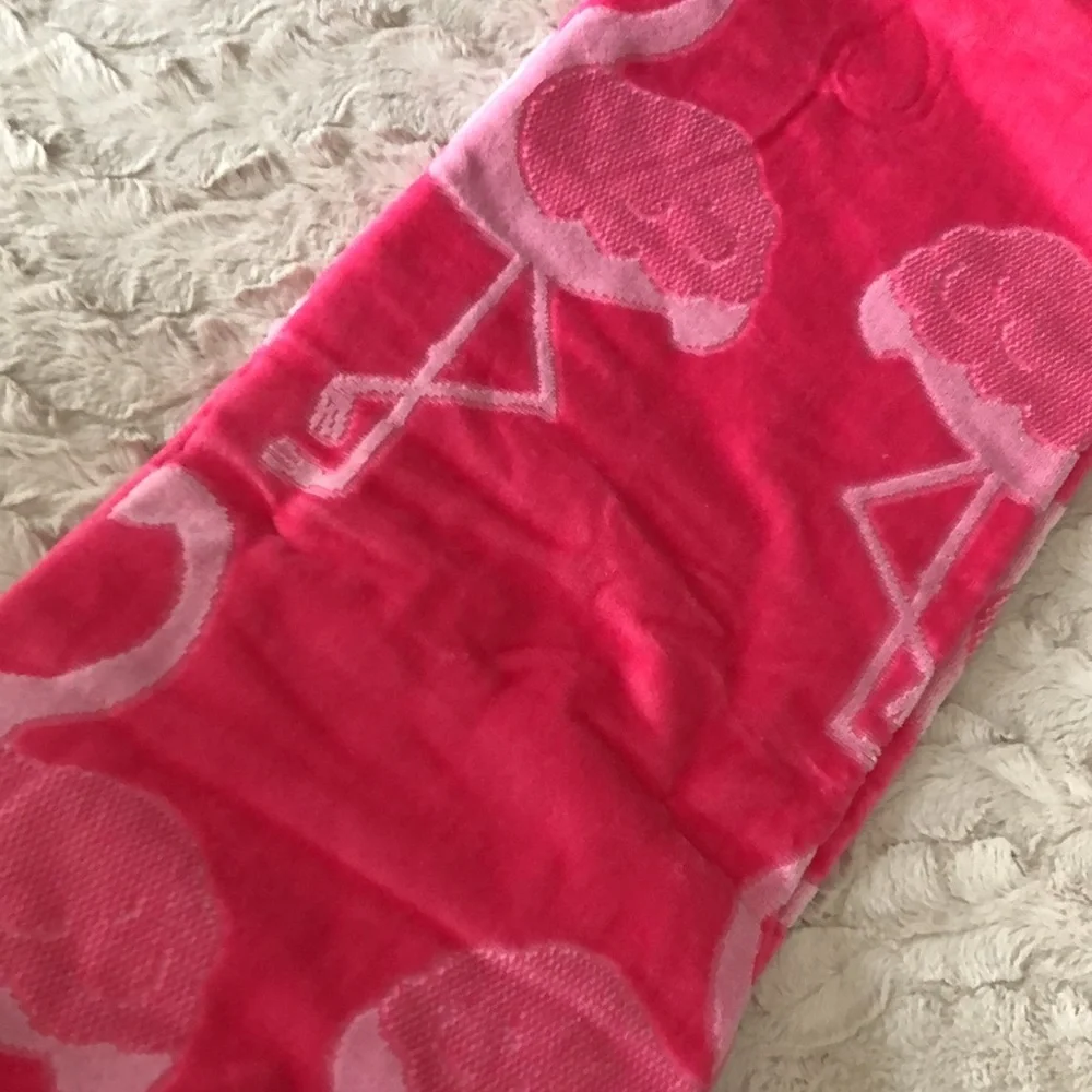 CH Style Bright Pink Flamingo Beach Towel
